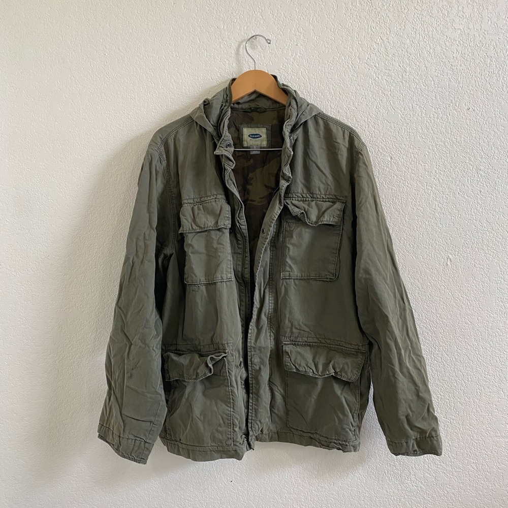 Oversized green jacket